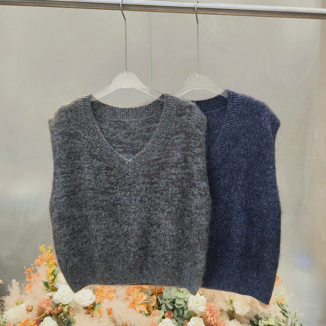 货号2626811 花纱羊绒珠片拉毛背心_嘉兴明臻禧服饰有限公司