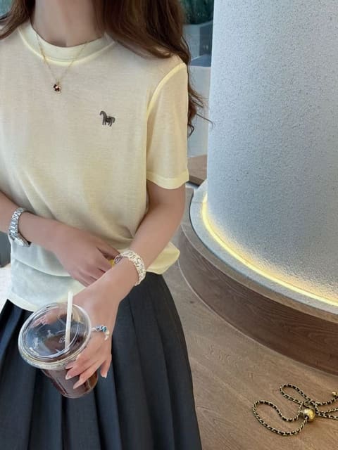 9503刺绣小马贝壳扣圆领短袖 第 10 张