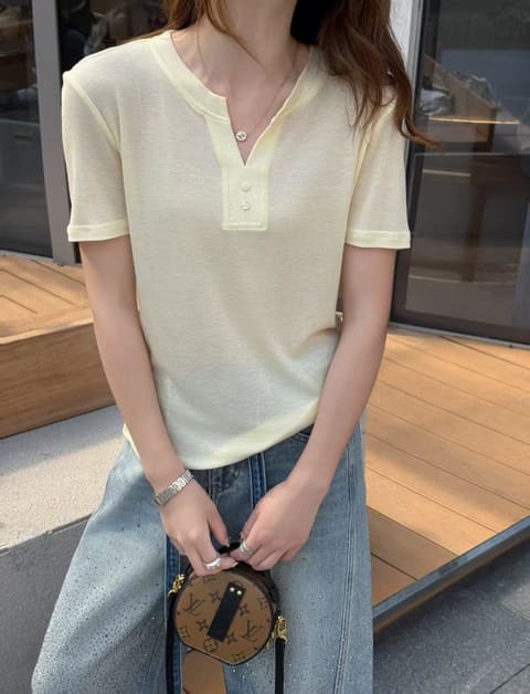 9507小v半开衫钉扣款 第 11 张