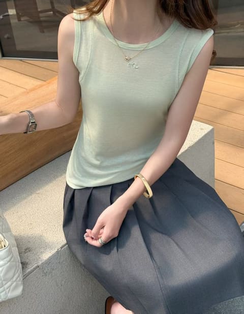 9512前后拼接刺绣M背心 第 6 张