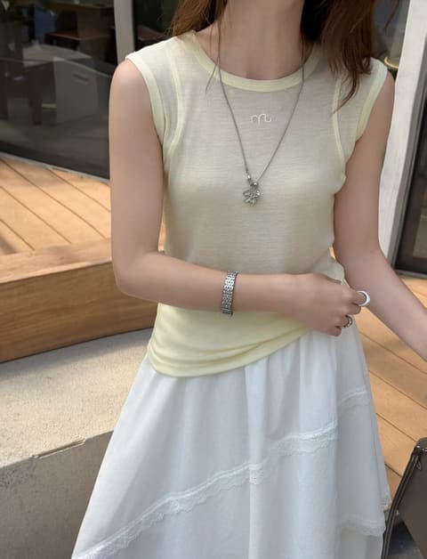 9512前后拼接刺绣M背心 第 12 张